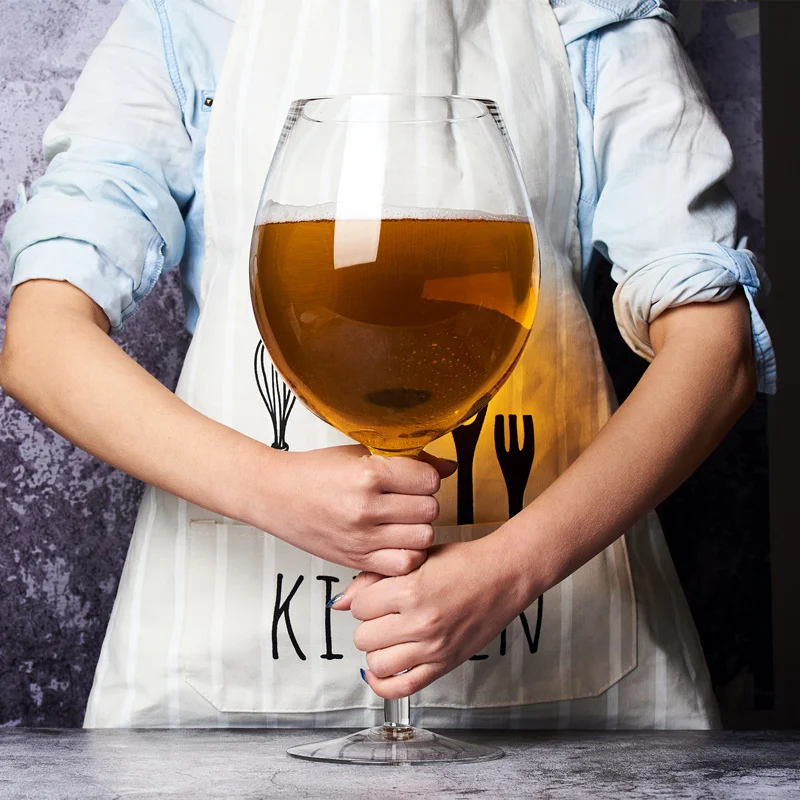 كأس نبيذ عملاق سعة 3000 مل (10 - مراجعة Wine Beer And Liquor وسعره