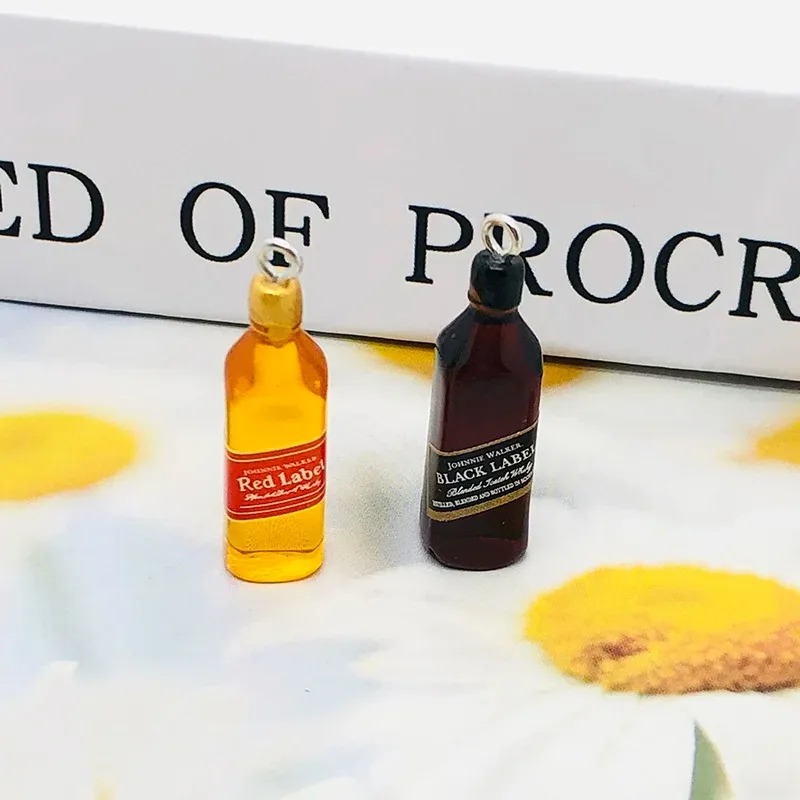 10 قطع من الحلي الصغيرة على شك - مراجعة Wine Beer Bottle وسعره